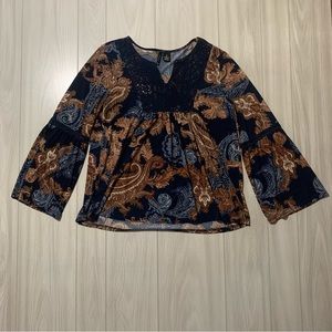patterned new directions navy blouse